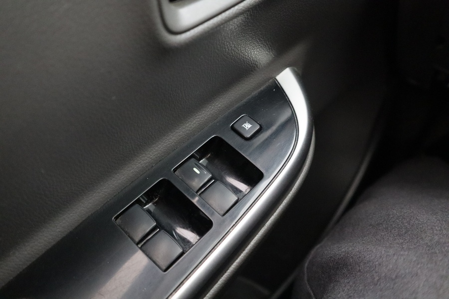 Mitsubishi L200 vaihtoauto