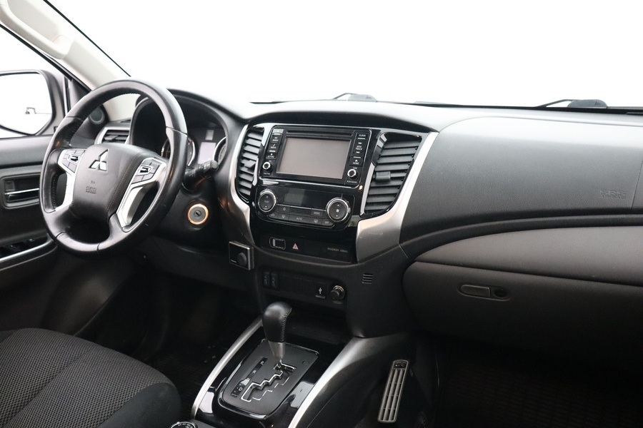 Mitsubishi L200 vaihtoauto