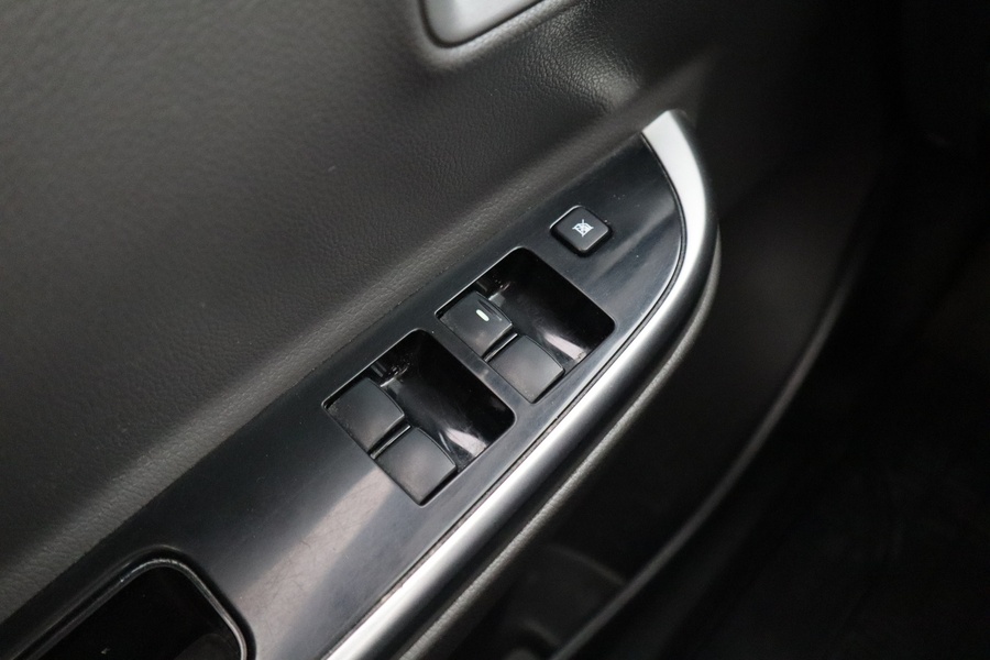 Mitsubishi L200 vaihtoauto