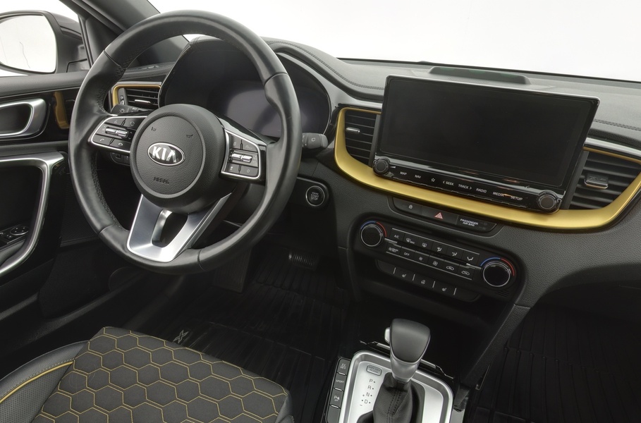 Kia XCeed vaihtoauto