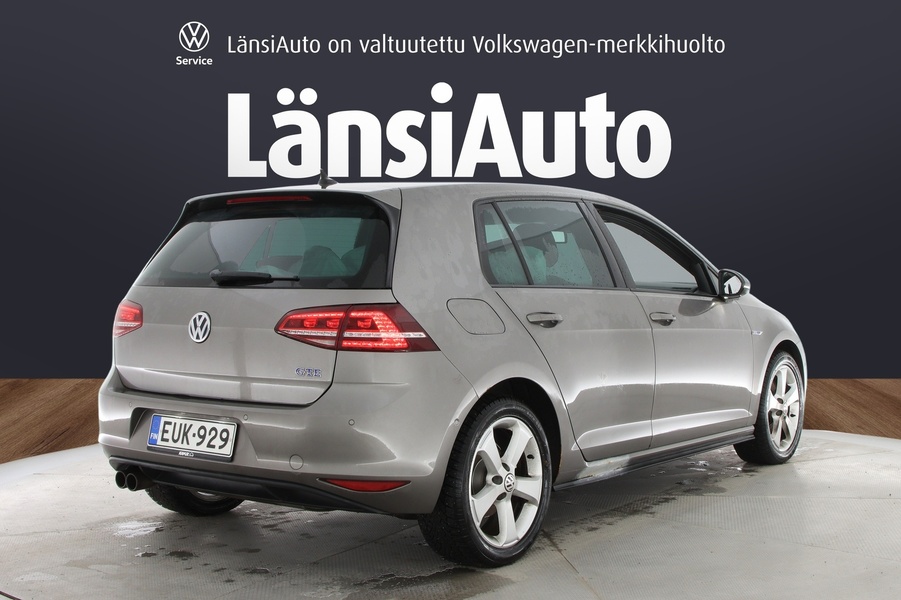 Volkswagen Golf vaihtoauto
