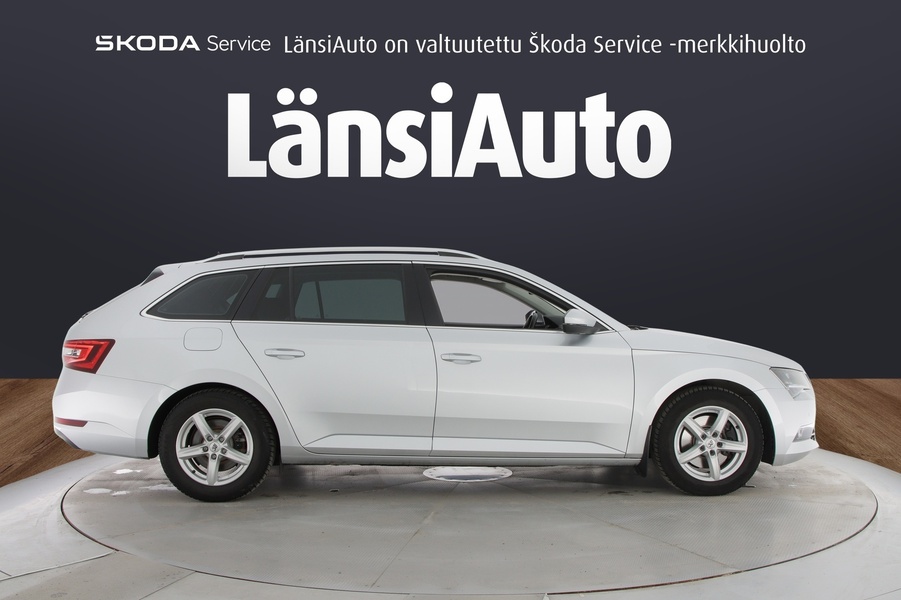 Skoda Superb vaihtoauto