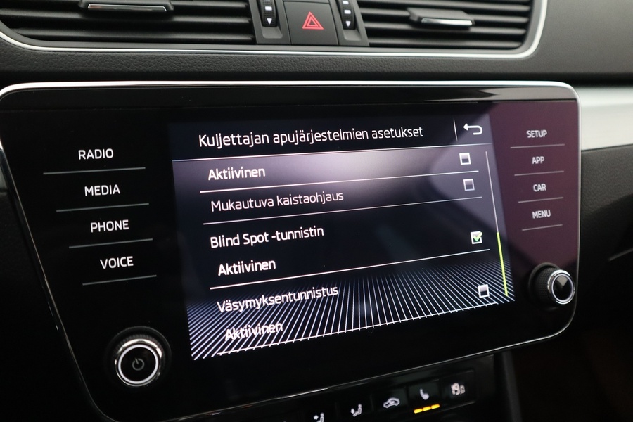 Skoda Superb vaihtoauto