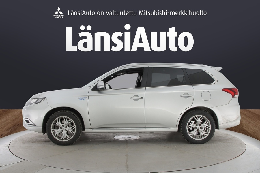 Mitsubishi Outlander PHEV vaihtoauto