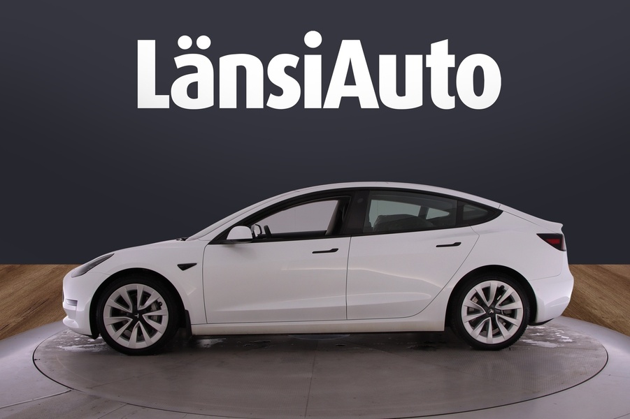 Tesla Model 3 vaihtoauto