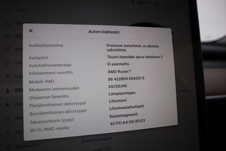 Tesla Model 3 vaihtoauto