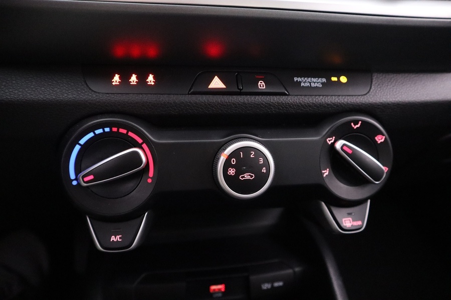 Kia Stonic vaihtoauto