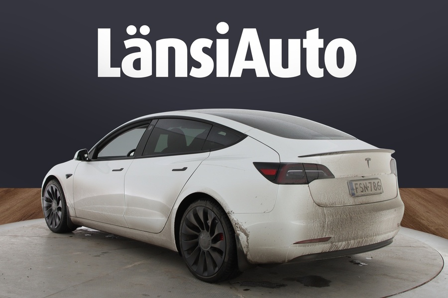 Tesla Model 3 vaihtoauto