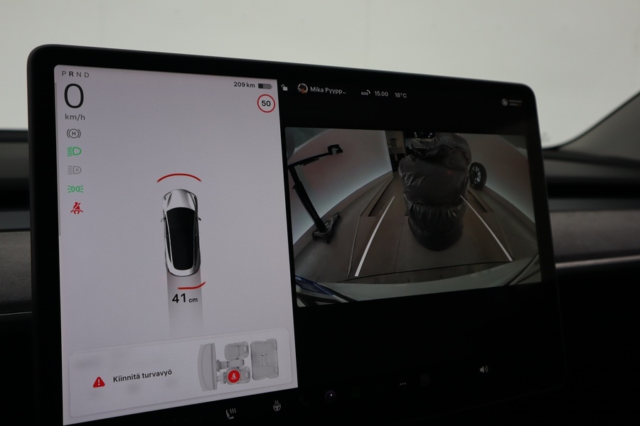 Tesla Model 3 vaihtoauto