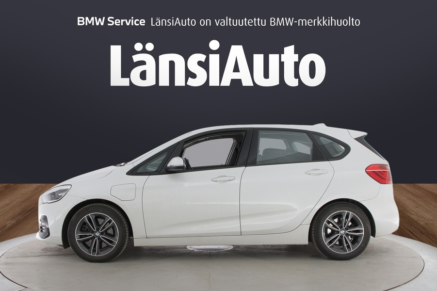 BMW 225 vaihtoauto