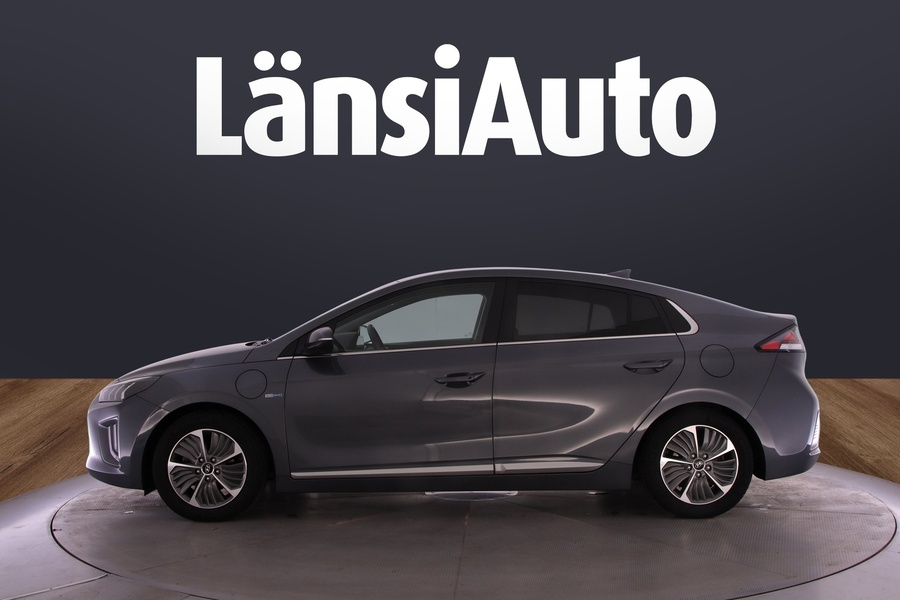 Hyundai IONIQ plug-in vaihtoauto