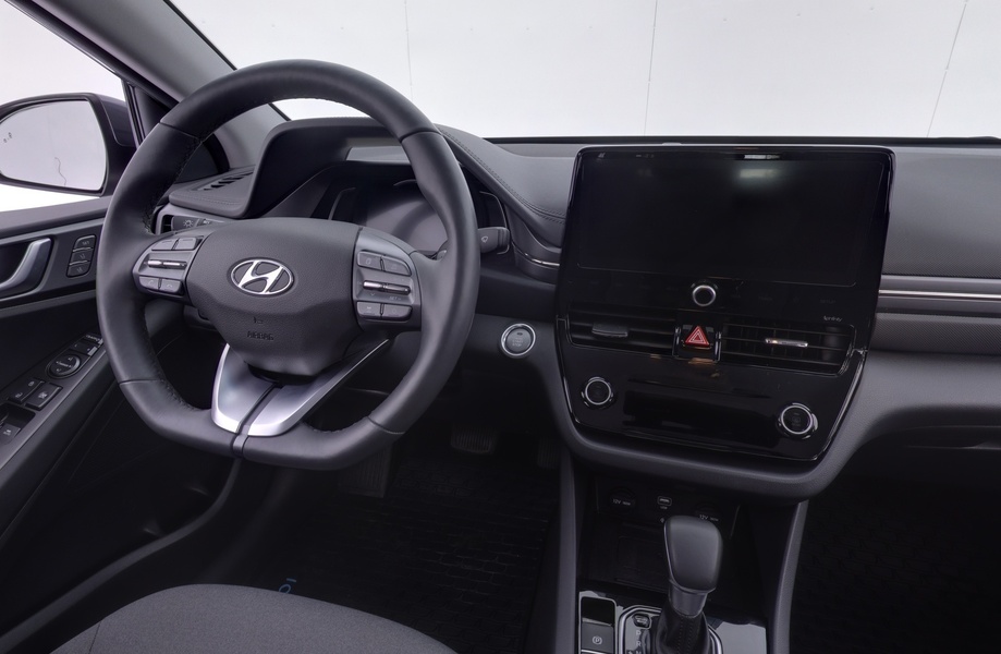 Hyundai IONIQ plug-in vaihtoauto