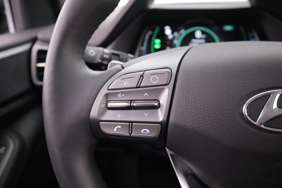 Hyundai IONIQ plug-in vaihtoauto