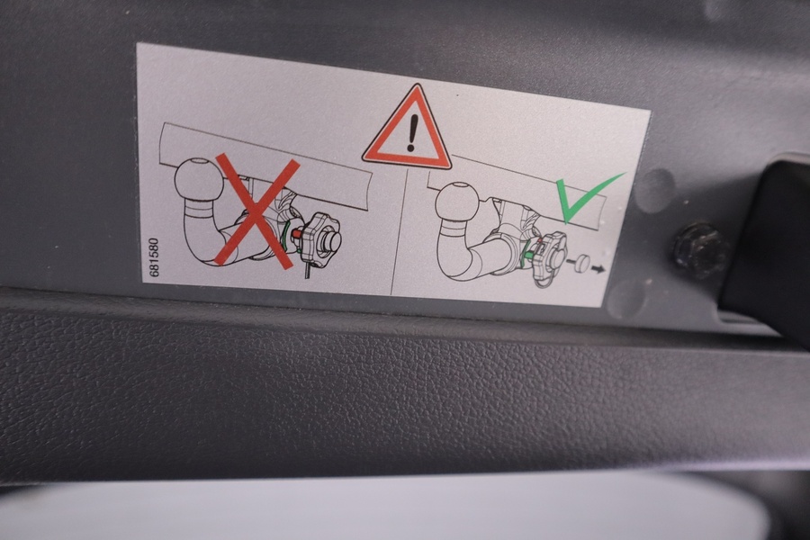 Hyundai IONIQ plug-in vaihtoauto