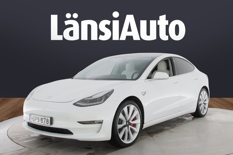Tesla Model 3 vaihtoauto