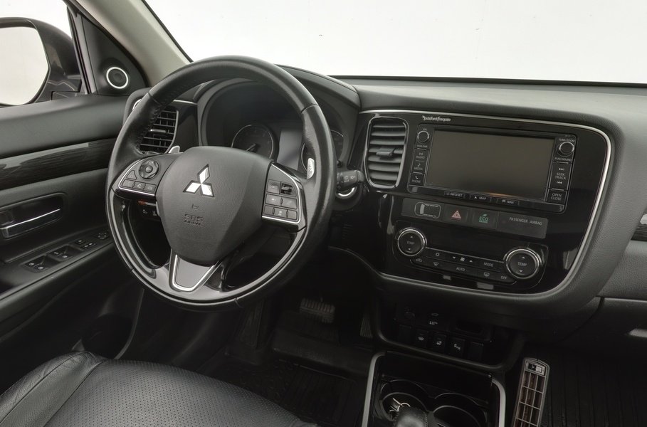 Mitsubishi Outlander vaihtoauto