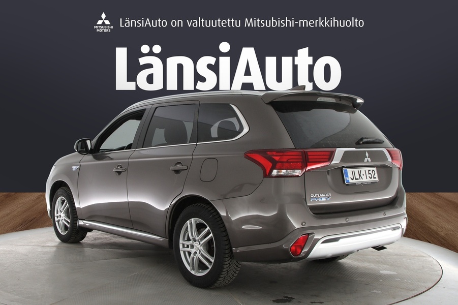 Mitsubishi Outlander PHEV vaihtoauto