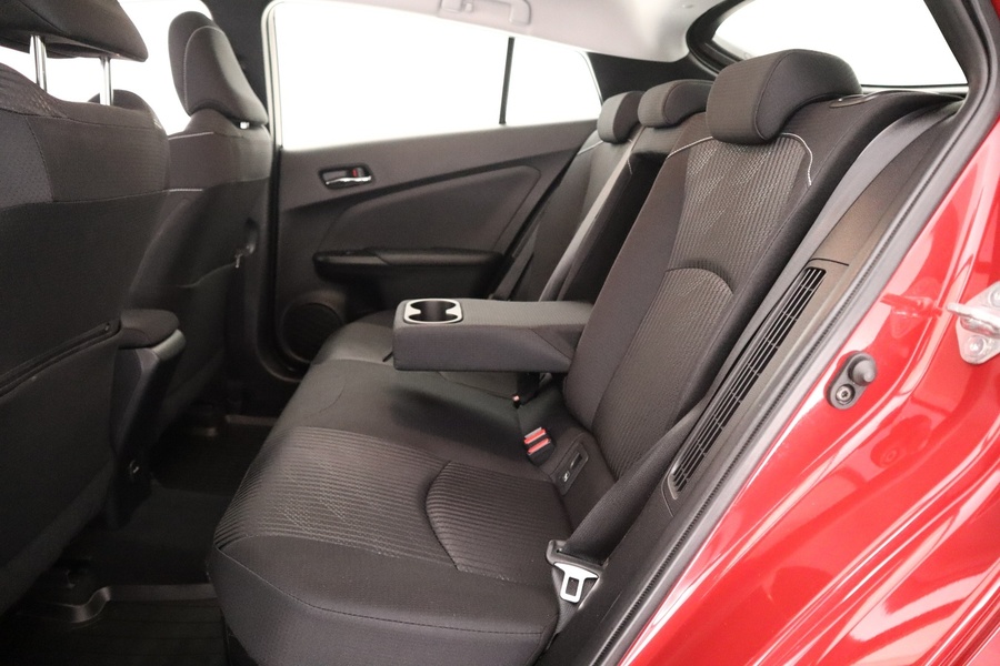 Toyota Prius Plug-in vaihtoauto