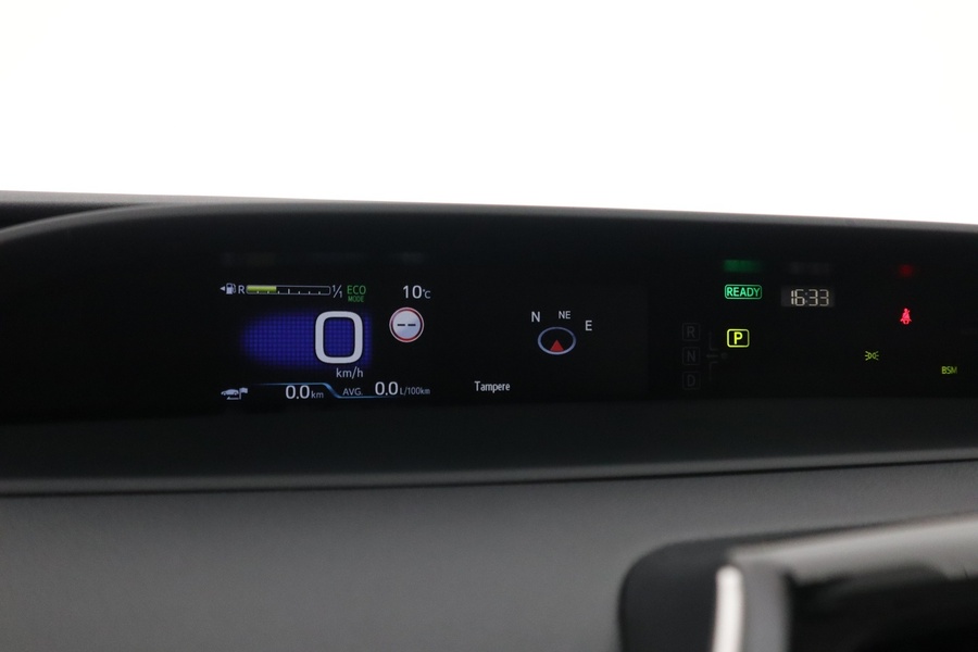 Toyota Prius Plug-in vaihtoauto