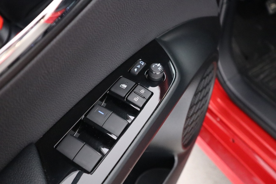 Toyota Prius Plug-in vaihtoauto