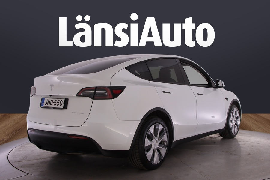 Tesla Model Y vaihtoauto