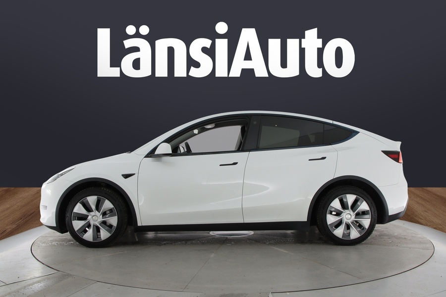 Tesla Model Y vaihtoauto