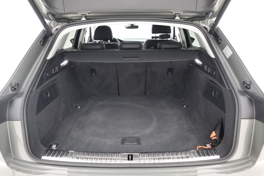 Audi Q8 e-tron vaihtoauto