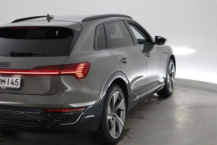 Audi Q8 e-tron vaihtoauto