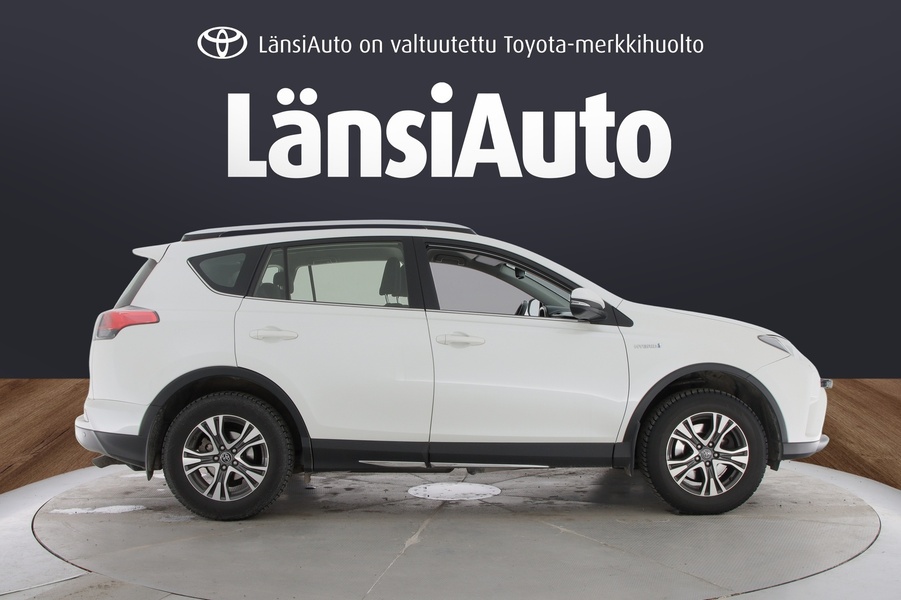 Toyota RAV4 vaihtoauto