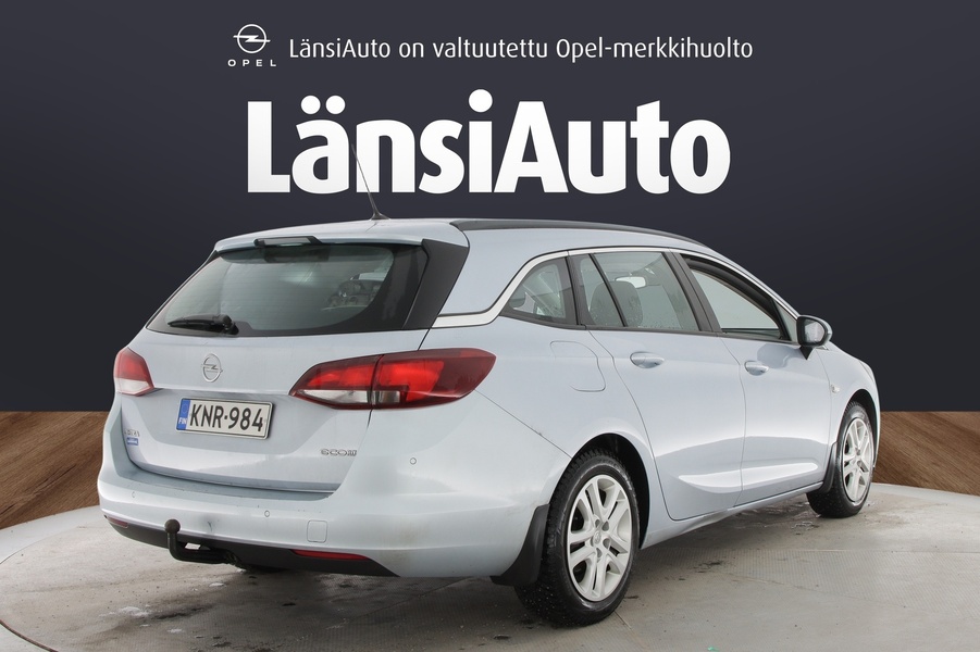 Opel Astra vaihtoauto