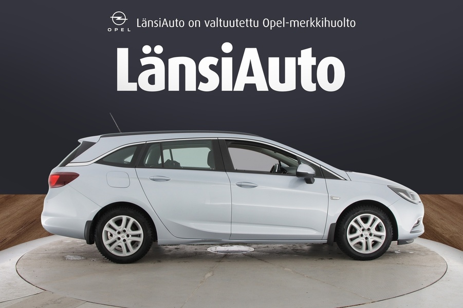 Opel Astra vaihtoauto