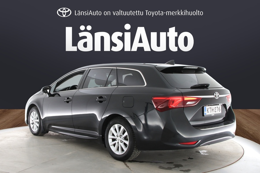 Toyota Avensis vaihtoauto