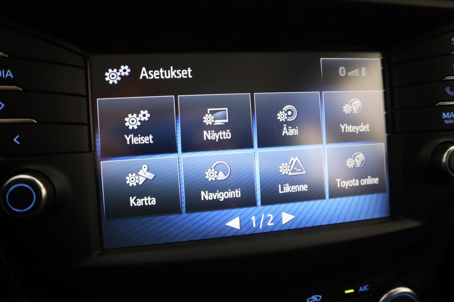 Toyota Avensis vaihtoauto