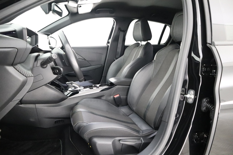 Peugeot e-208 vaihtoauto