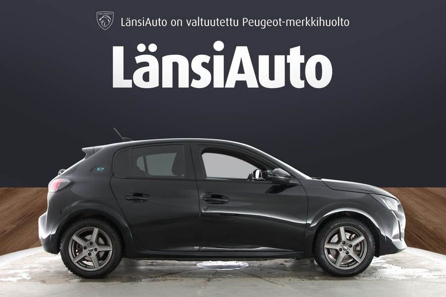 Peugeot e-208 vaihtoauto