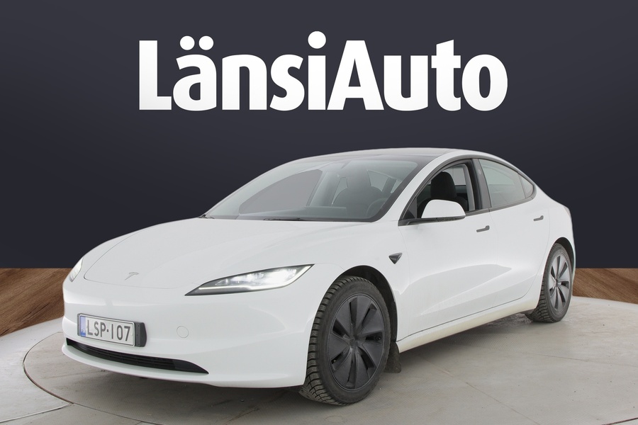 Tesla Model 3 vaihtoauto