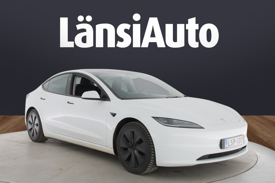 Tesla Model 3 vaihtoauto