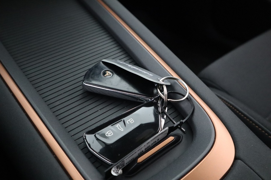 Cupra Born vaihtoauto