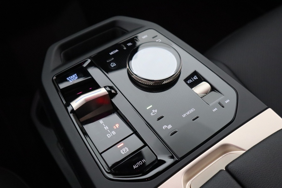 BMW iX vaihtoauto