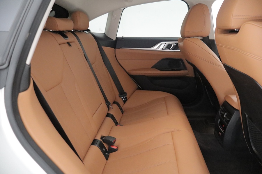 BMW i4 vaihtoauto