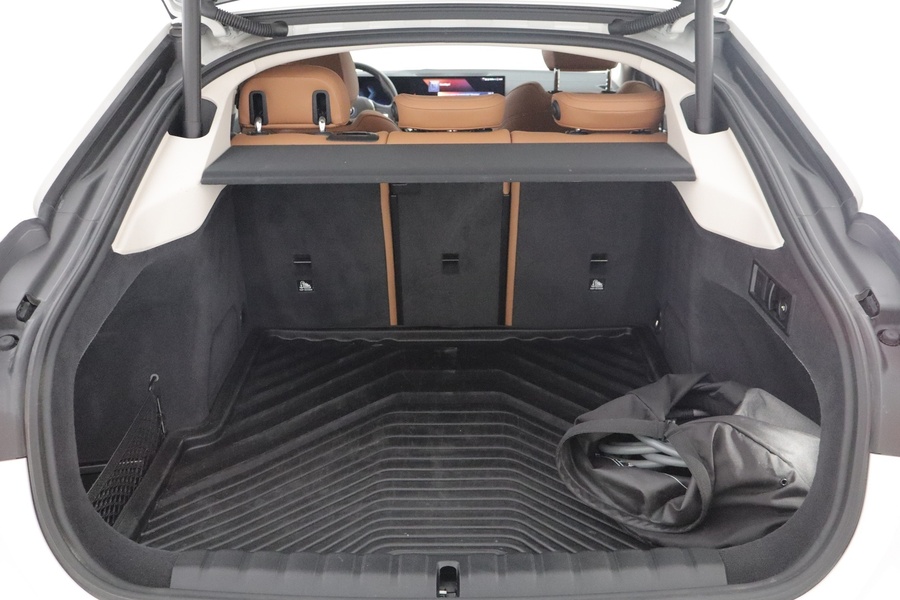 BMW i4 vaihtoauto