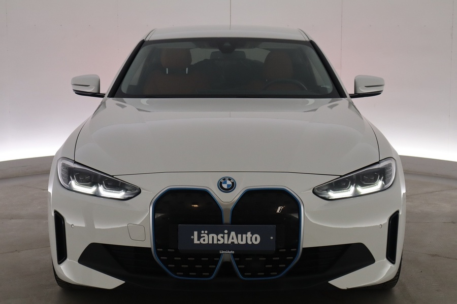 BMW i4 vaihtoauto