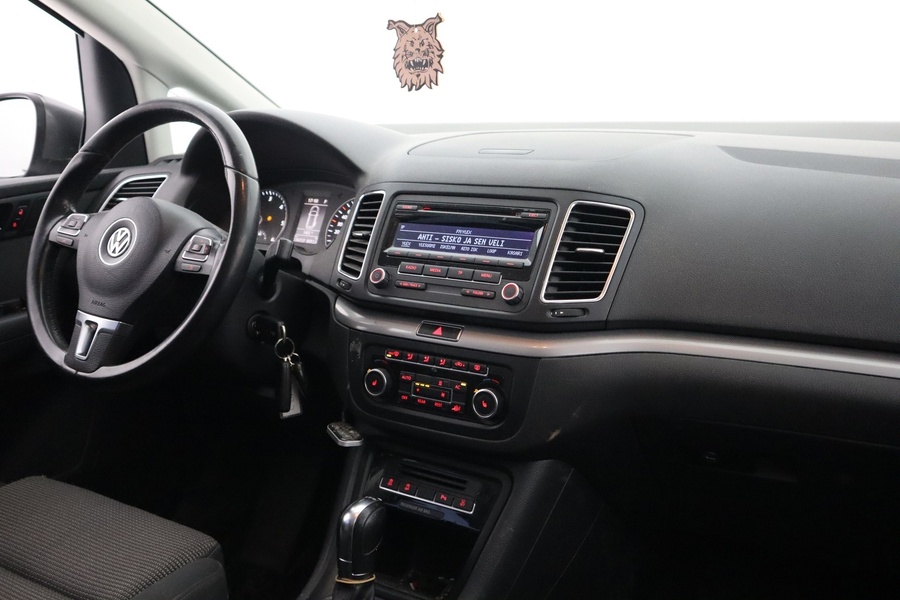 Volkswagen Sharan vaihtoauto