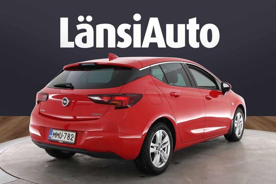 Opel Astra vaihtoauto