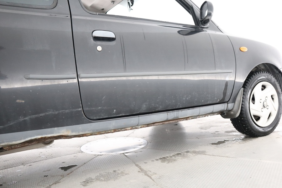 Nissan Micra vaihtoauto