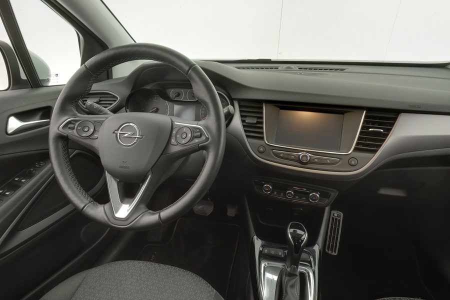 Opel Crossland X vaihtoauto