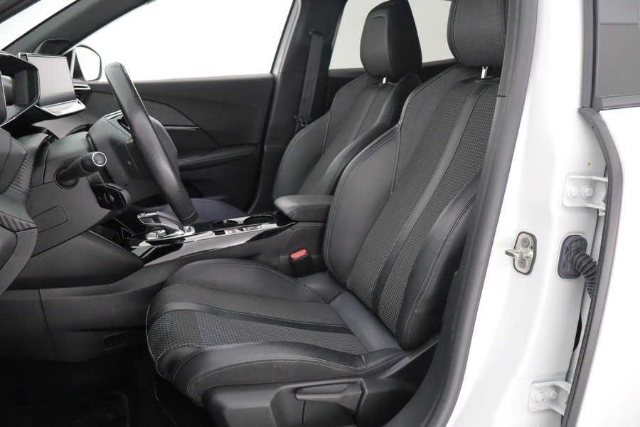 Peugeot e-2008 vaihtoauto