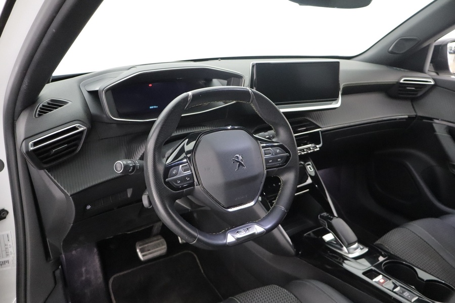 Peugeot e-2008 vaihtoauto