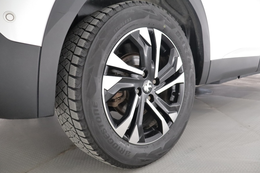 Peugeot e-2008 vaihtoauto