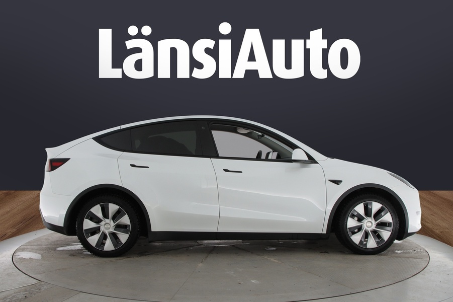 Tesla Model Y vaihtoauto